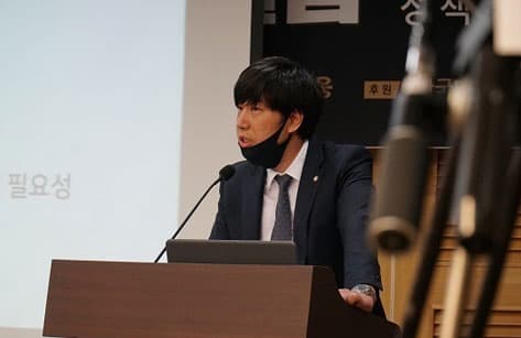서초 형사전문변호사 "카메라등이용촬영죄, 성폭법 개정으로 처벌 강화돼"