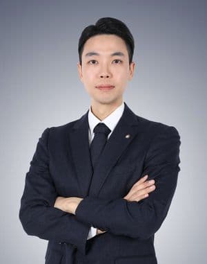 맘스터치 진상녀 매장 난동에…'감정노동자 폭행' 가해자 처벌 수위는